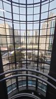 Flat São Paulo Moema, garagem privativa, sauna, piscina, recepção 24hrs ao lado do metrô - Chambres d'hôtes São Paulo