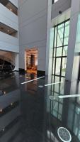 Flat São Paulo Moema, garagem privativa, sauna, piscina, recepção 24hrs ao lado do metrô - Chambres d'hôtes São Paulo