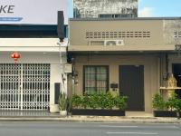 Sri House at Supasarnrangsan - B&B