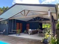 Alojamiento con piscina - B&B Aguas Zarcas