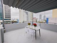 Le's Hotel & Apartment - B&B Da Nang