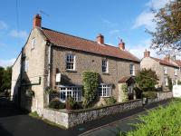 Plumpton Court - B&B