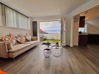 Franks Apt 4 - Roof Terrace - Sleeps 6 - B&B