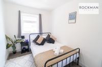 Twelve Cromwell House - Free Parking - 3 Bedrooms - Perfect for contractors - Chambres d'hôtes Grays