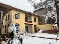 Hezzah Cottage - Bed and Breakfast Srinagar