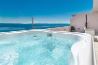 Penthouse apartment with terrace and hot tub - Ivan - B&B Spalato