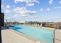 Rooftop Terrace Near DC Hottest Attractions - B&B