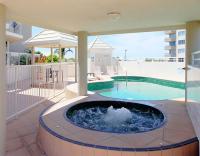 Central Mooloolaba Beachfront Apartment - Located in Sandcastles Resort - B&B Mullalyup