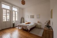 Apartment mit Balkon