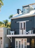 The Honeycomb a 3 Bed in De Waterkant with Hot tub - Chambres d'hôtes Le Cap