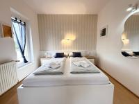 Studio Apartment with Balcony