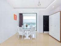 Appartamento con 2 Camere da Letto e Balcone