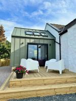 Firth View 1 - Luxury Cottage with Sea View & Hot Tub, Ayr - Ferienwohnung Ayr