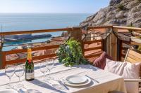 Portopiccolo Apartments Lighthouse - with beach included - B&B