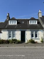 Traditional Inveraray Cottage - Amazing Loch Views - B&B Inveraray