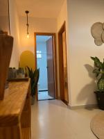 Cantinho Rústico - Estilo Roça Aconchego e Conforto com Ar - Bed and Breakfast Feira de Santana