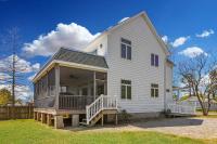 Herbie's Hideaway - Water views & Screened porch! - Ferienwohnung Black Point Landing