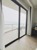 Căn hộ Citadines 5 sao Hạ Long bay View - B&B