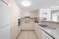 Palm View Getaway with Ocean Views - Mantra - Chambres d’hôtes Gold Coast