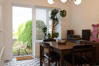 Cosy mid century Stockport with views, dog walks, woodburner - Chambres d'hôtes Woodley