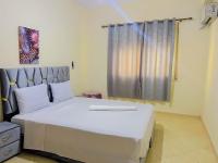 Three-Bedroom Apartment with Balcony