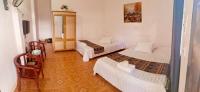 Quadruple Room with Private Bathroom