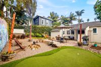 Cozy Coastal Stay Hot Tub & Putting Green - B&B San Diego