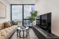Exclusive Luxury and Spectacular Views at Australia 108 - B&B Melbourne