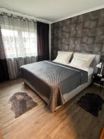 Three-Bedroom Apartment with Balcony
