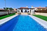 Vila Mila sa privatnim bazenom - B&B Medulin