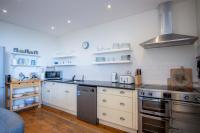 Ty Gwawr - 3 Bedroom Apt - Bayview Oxwich - B&B Oxwich