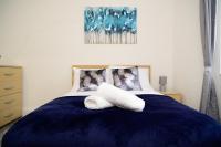 Aqua Springs, 2 BR, Sofa Bed, Sleeps 6, 1st floor apartment, near Didsbury - Chambres d'hôtes Manchester