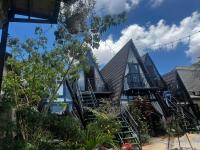 Homestay ngôi nhà Tam giác - B&B