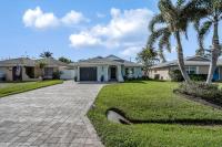 Gone Coastal - B&B Naples