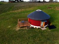 Chaleureuse yourte a la campagne - B&B