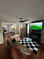 Collingdale Home - Near Philly! - Ferienwohnung