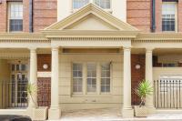 The Novocastrian - Classic Charm by Newcastle Beach - B&B
