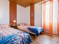 Holiday Home (4 Adults)