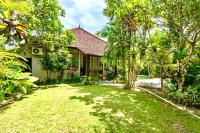 Mantra Dom Villa 3 Bedrooms - B&B Canggu