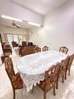 Homestay alMansuri - B&B Muar