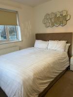 Cosy 2 bedroom apartment with parking - Ferienwohnung