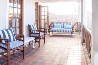 Mountainside Beach House - B&B Hermanus
