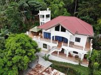 RELAX White house, Puerto Galera - B&B Puerto Galera