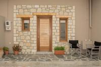 The Mountain House By Plakalona Villas & Apartments - B&B Tourlotí