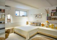 One-Bedroom Apartment with Garden