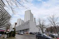 Komfortowy Apartament z Parkingiem i Balkonem Katowice by Noclegi Renters - B&B
