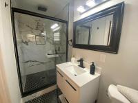 Backyard Modern Zen Retreat with Inside Modern Vibe - Ferienwohnung Tampa