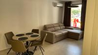 Appartamento con 1 Camera da Letto e Vista Piscina