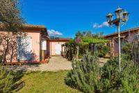 Appartamenti Le Prade - Goelba - Bed and Breakfast