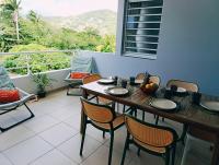 Lakaz'Fonliese charmant T3 pour 4-6 personnes - B&B Le Diamant